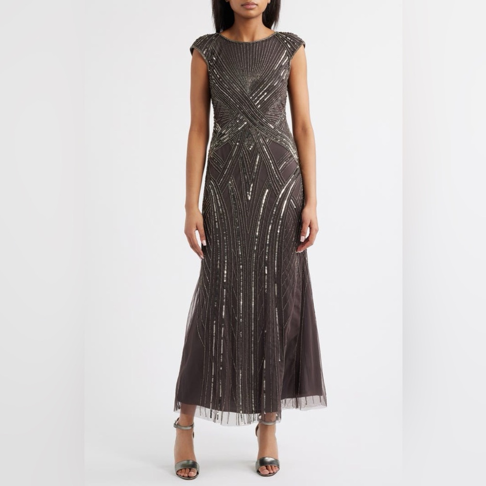 PISARRO NIGHTS Embellished Cap Sleeve Gown ❤️NWT IN STORES❤️